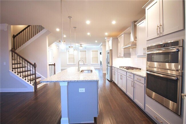 Building Photo - 5479 Terrace Bend Pl
