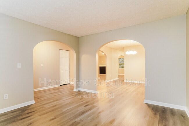 Foto del edificio - 2841 Smoke Pl