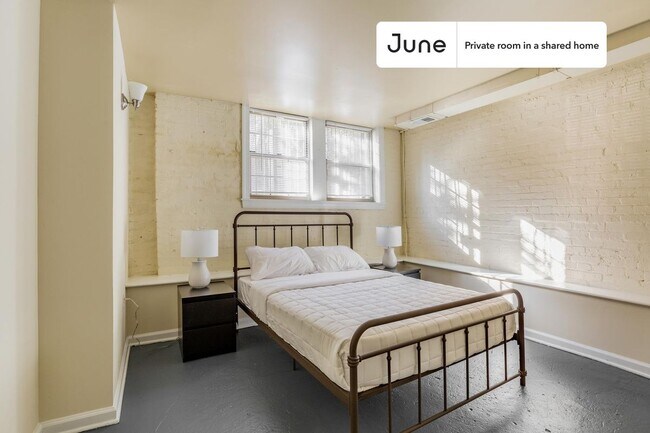 Building Photo - Room in Shared 4 bed/2 bath home in Dupont Circle