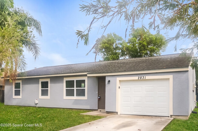 Building Photo - 2831 SE Melaleuca Blvd