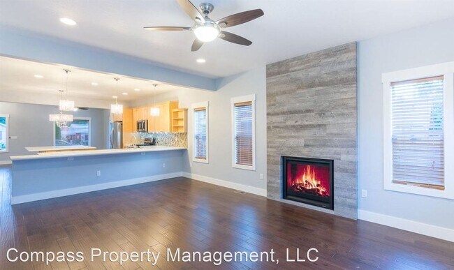 Foto del edificio - 3 br, 2.5 bath House - 1509 CDA Ave