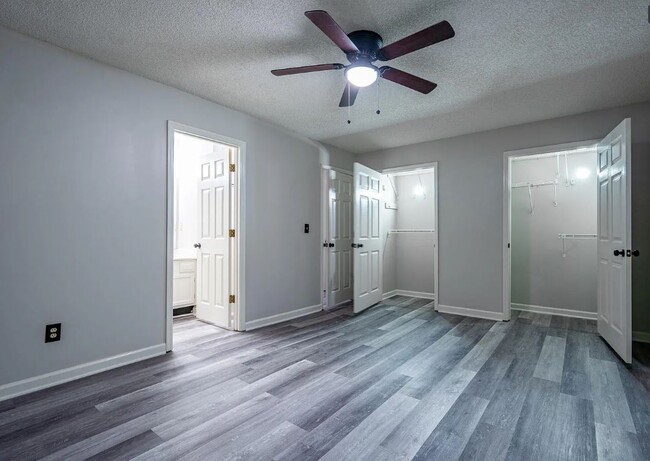 Building Photo - 1383 Poplar Pointe SE