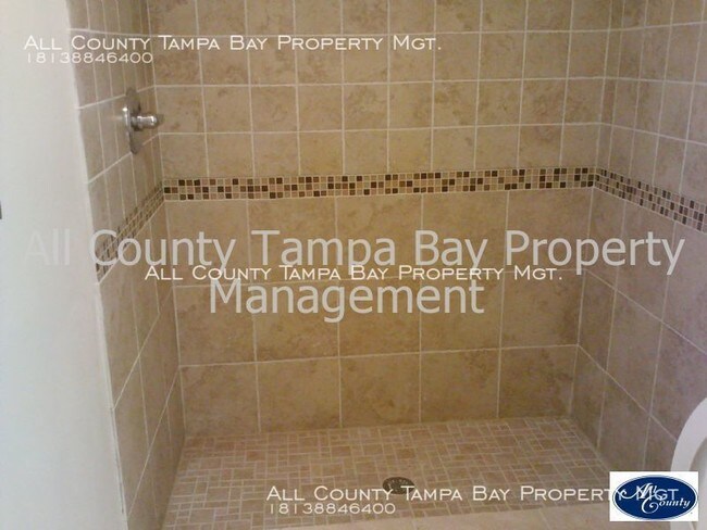 Building Photo - 4959 Puritan Cir