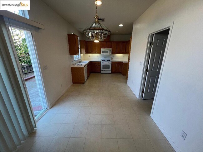Foto del edificio - 948 Cape May Dr