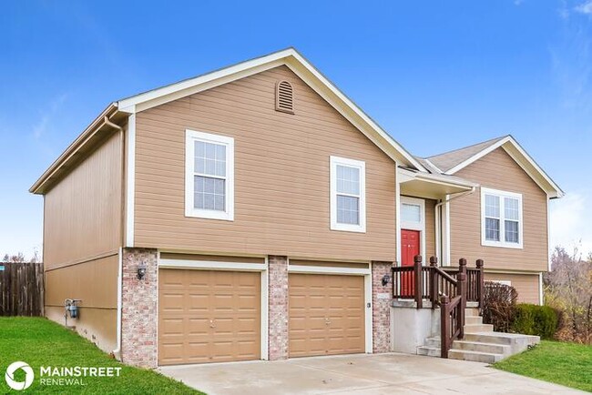 Building Photo - 5400 Crysler Ave, Kansas City, MO 64133