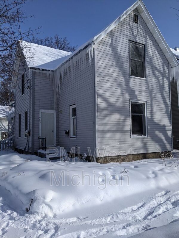 Primary Photo - 925 Dayton St SW