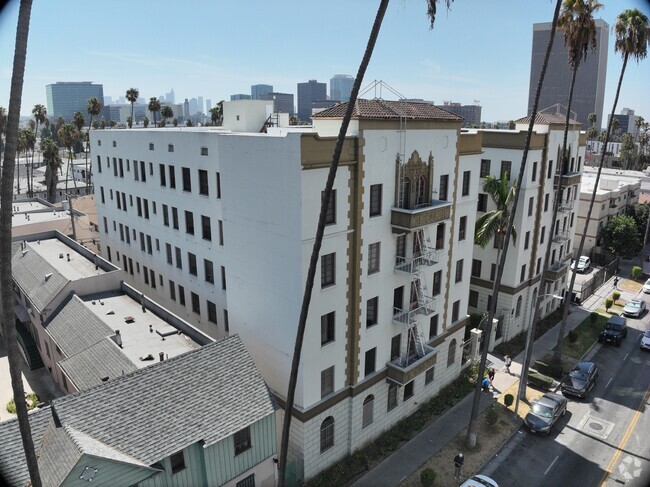 3D Exterior - 418 S. Normandie Ave