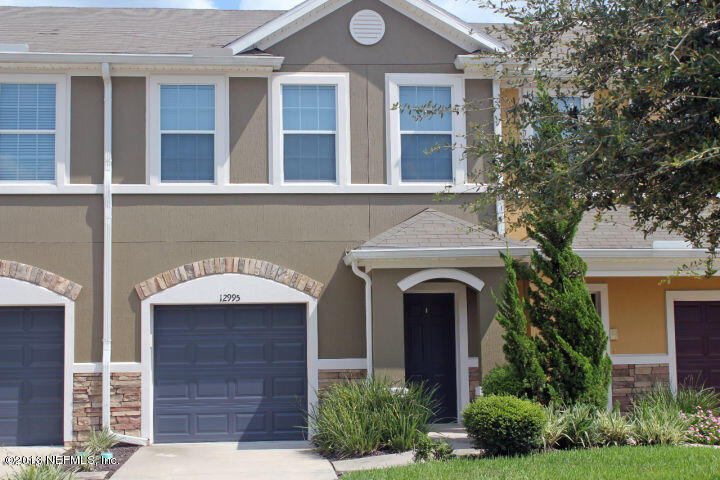 Foto principal - 12995 Spring Rain Rd