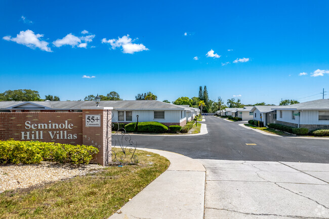 Main Entrance - Seminole Hill Villas