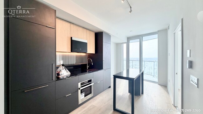 Photo du bâtiment - 1 Fairview Rd E