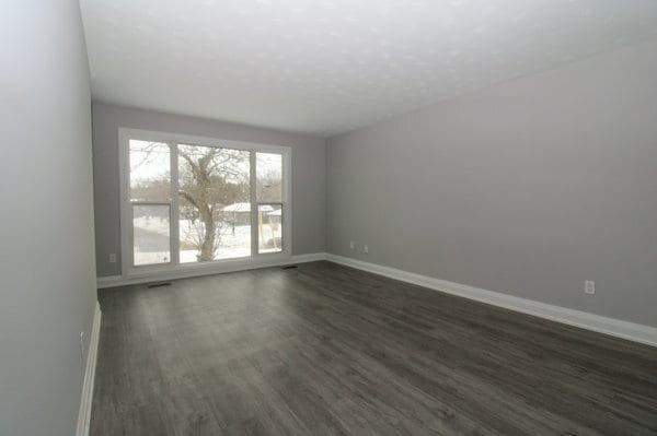 Building Photo - 3 Bed / 1 Bath Main Floor Unit – $2,549 Al...