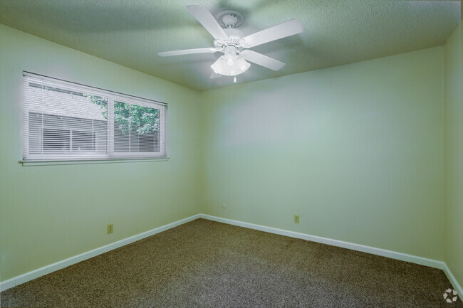 1HAB, 1BA - 550 ft² - Burnap Gardens Apartments