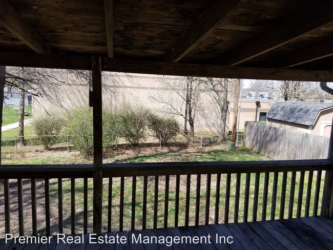 Building Photo - 5 br, 1.5 bath House - 730 N Aztec Dr.