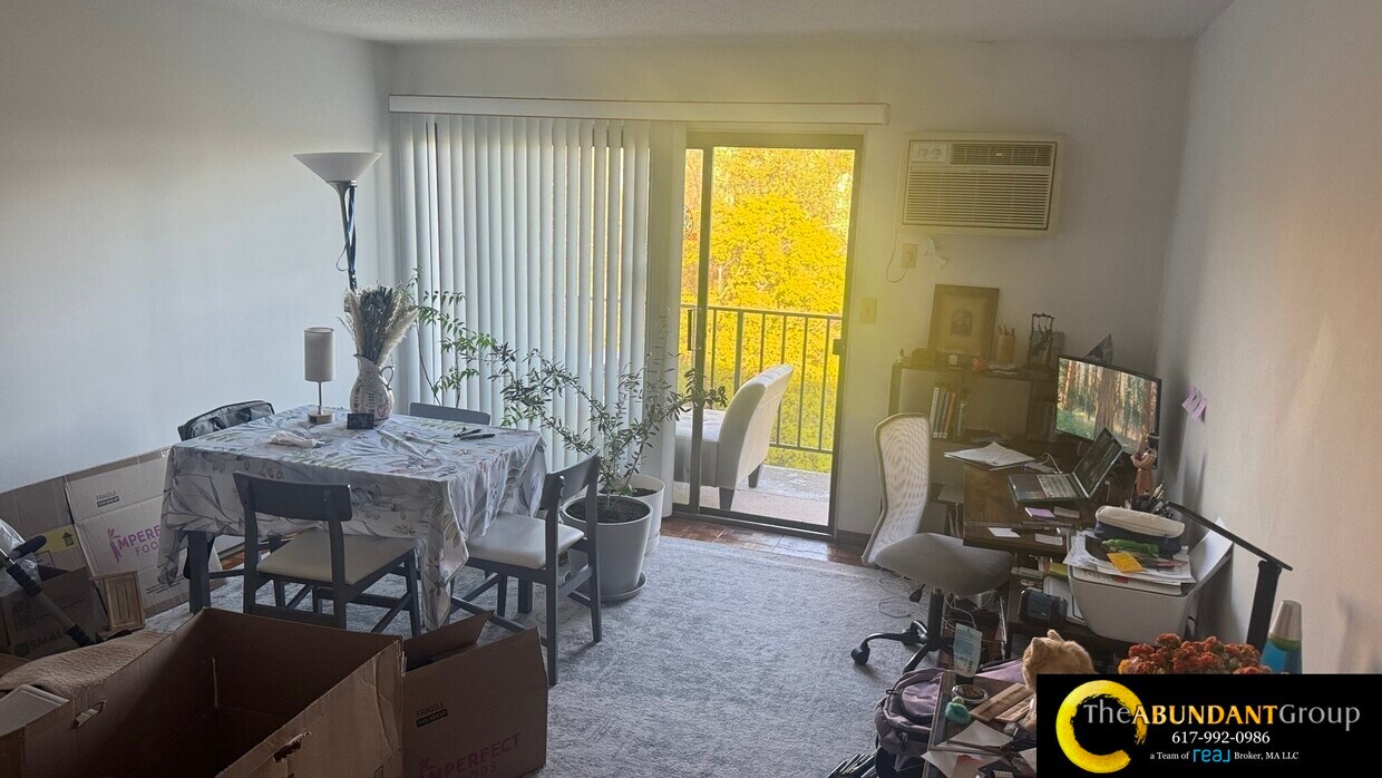 Foto principal - 235 Winthrop St