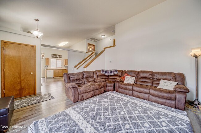 Building Photo - 2558 W Timberlake Loop