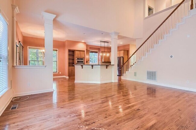 Building Photo - 411 Hogan Woods Cir