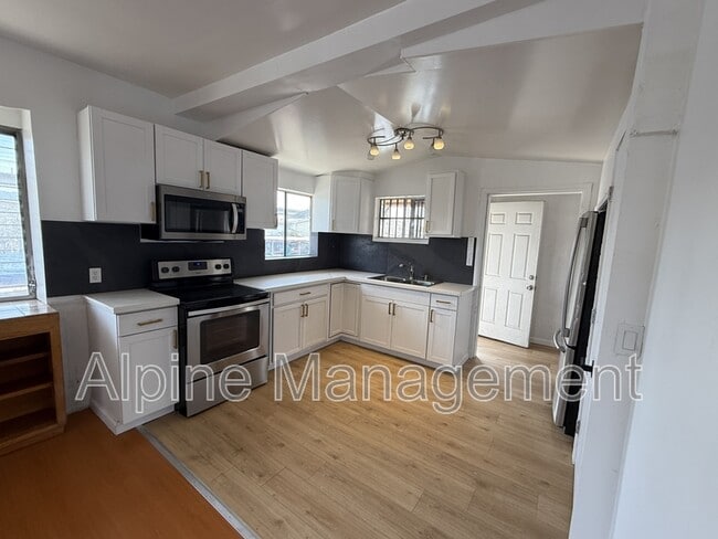 Photo - 806 52nd Ave Apartment