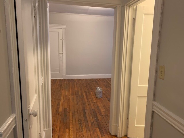 Building Photo - 386 Riverway