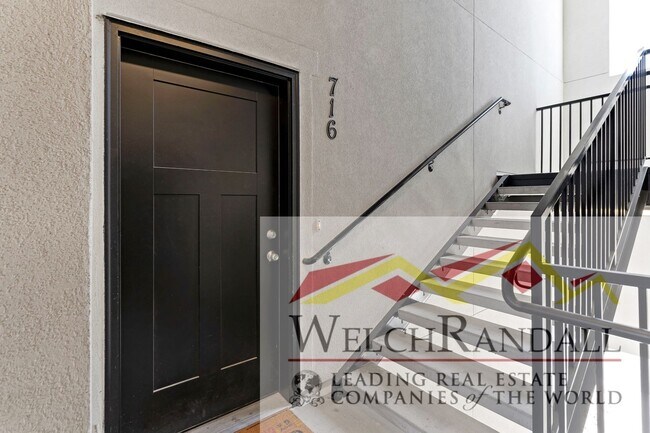 Foto del edificio - Stylish Vineyard Condo – 3 Beds, 2 Baths, ...