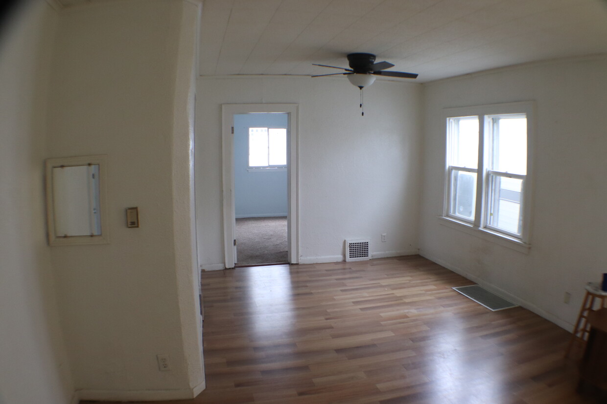Foto principal - 2116 Delence St