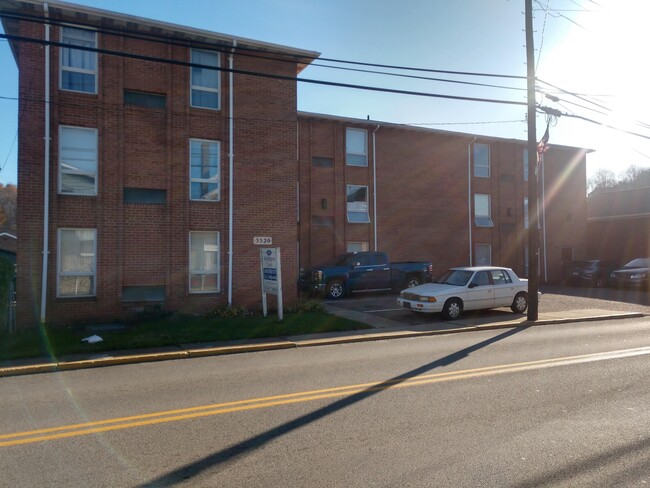 Building Photo - 3520 Washington Ave