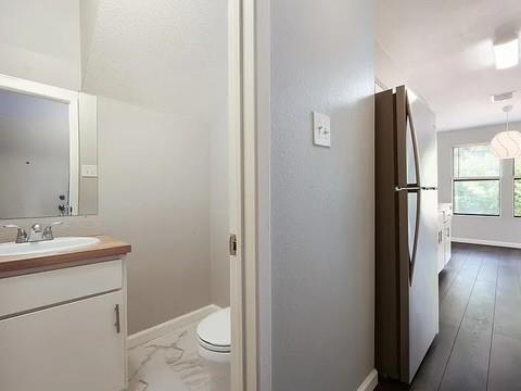 Foto del edificio - 411 Parkhill Cove