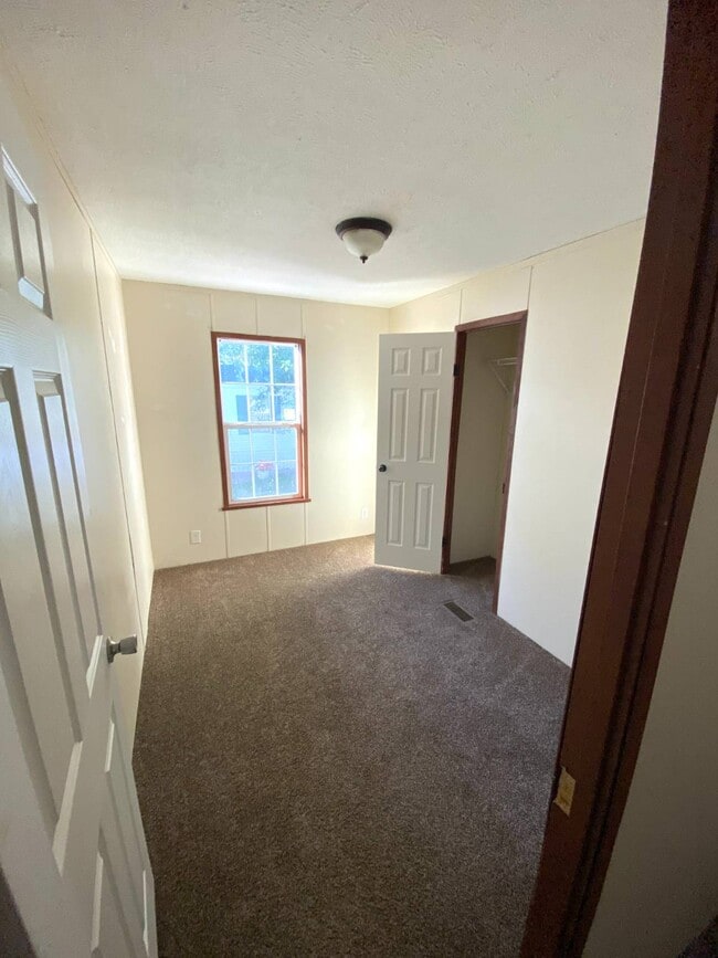 Building Photo - 1907 Borman Ct