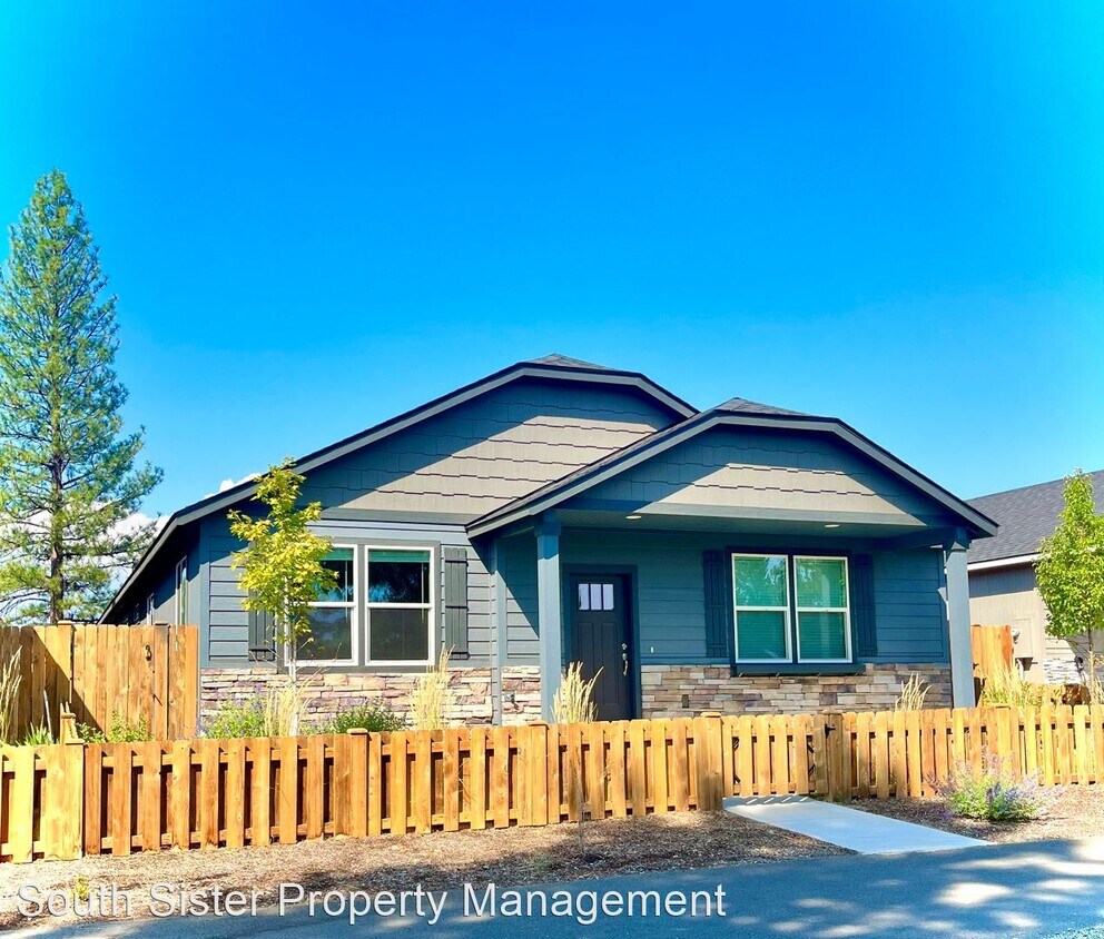 Primary Photo - 3 br, 2 bath House - 691 N Meadow Lane