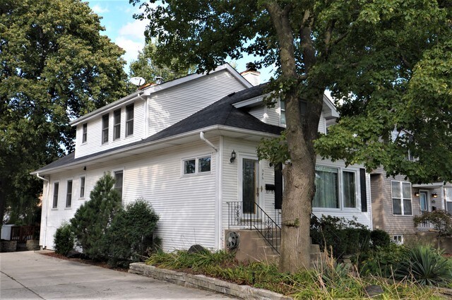 Building Photo - 386 Blackhawk Rd