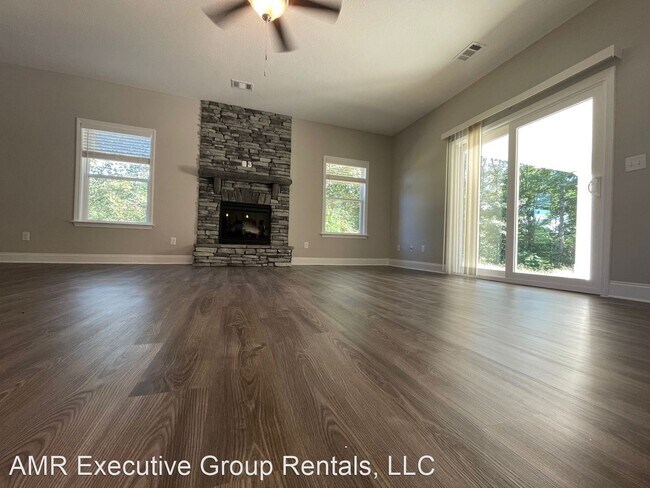 Foto del edificio - 5 br, 4 bath House - 1325 Hawkins Road