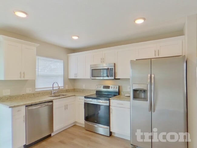 Foto del edificio - 3528 Libby Loop