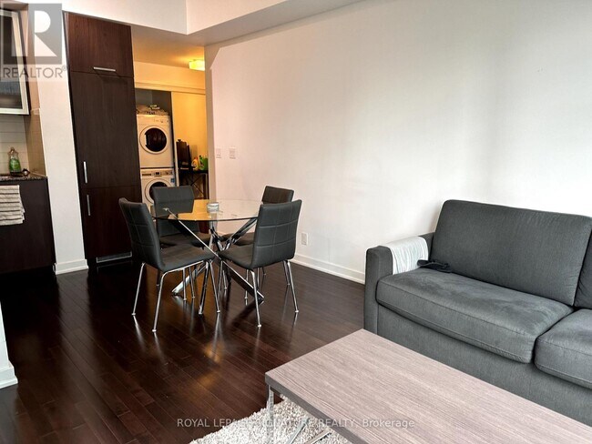 Photo du bâtiment - 14 York St