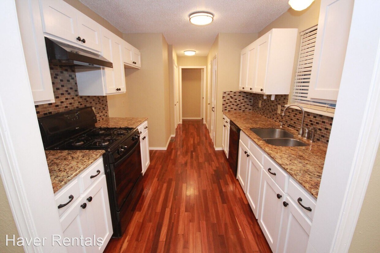 Primary Photo - 3 br, 2 bath House - 11473 S. Emerson Pl.