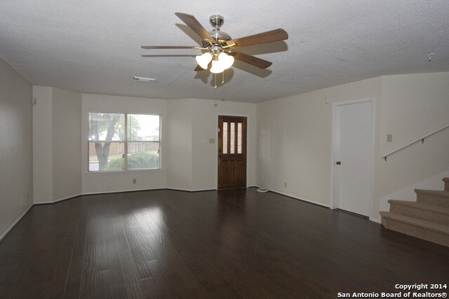 Building Photo - 8216 Laurel Bend