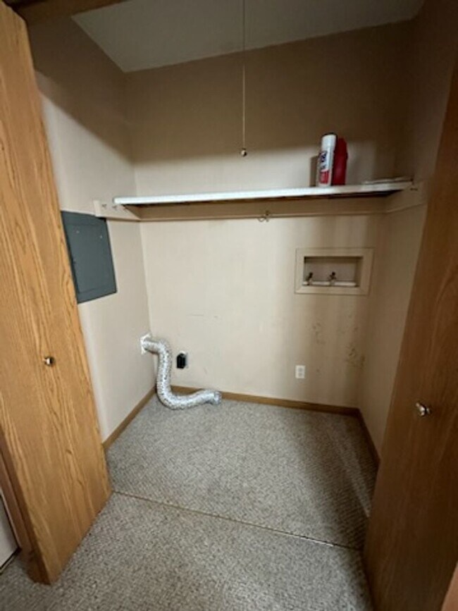 Foto del edificio - 2 bedroom 1 bath home in Chatham $1150.00