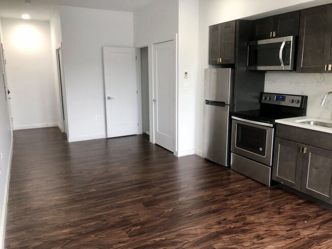 Interior Photo - 824 N Calvert St