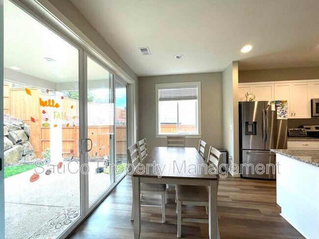 Foto del edificio - 35301 Fairfield Ct