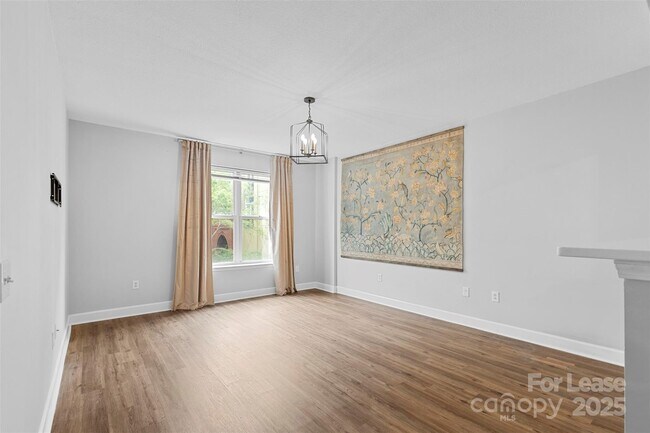 Building Photo - 1315 East Blvd