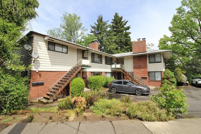 Building Photo - 2575 NW Lovejoy St