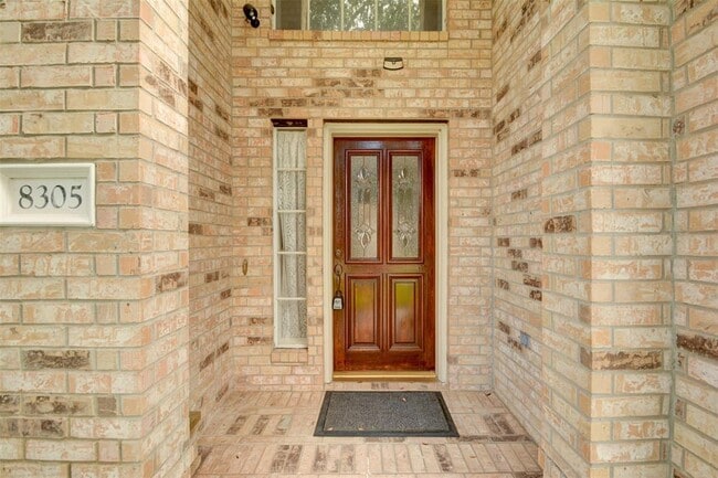 Building Photo - 8305 Diamond Way Ct