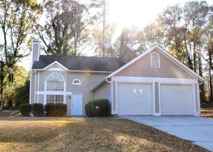 Building Photo - 4879 Ardsley Dr