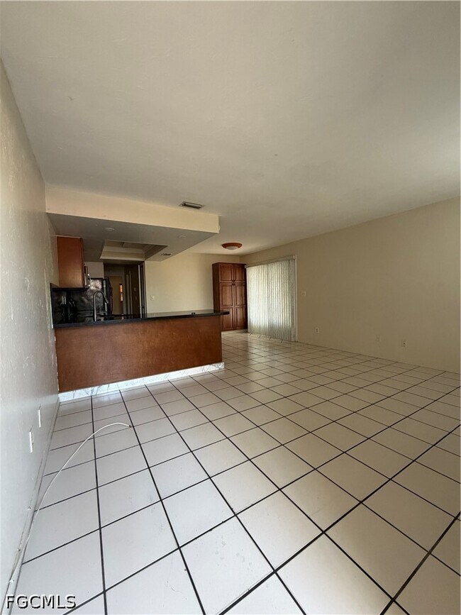 Foto del edificio - 5425 Ninth Ave