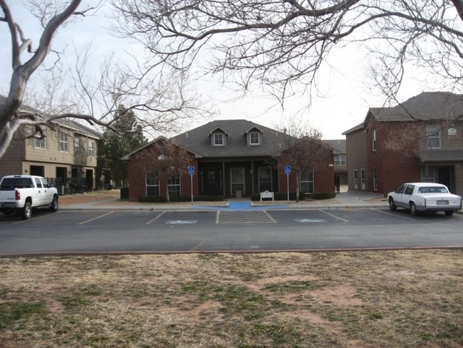 Foto del edificio - Arbor Terrace Town Homes