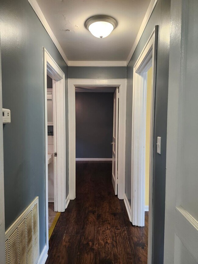 Foto del edificio - 2 Bedroom 1 Bath home near Stuart Heights ...