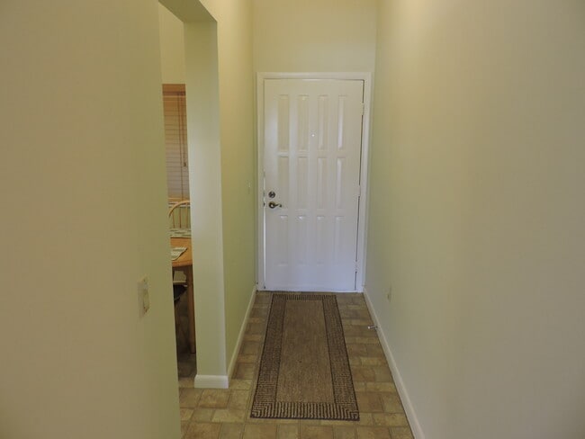Building Photo - 701 Seafarer Cir