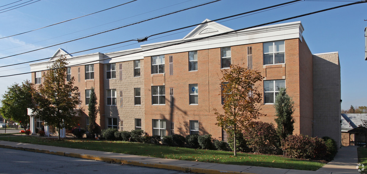 Exterior Photo - Grand View Apartments