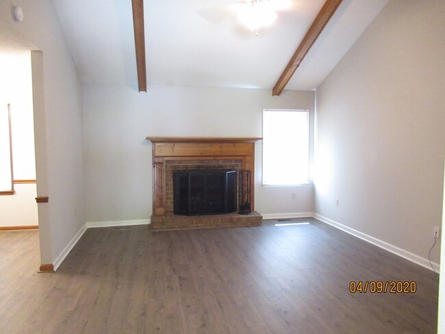 Building Photo - 2785 Watermark Dr