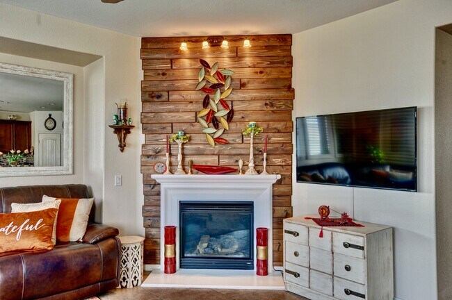 Foto del edificio - 15133 Jackrabbit St
