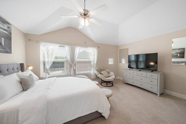 Foto del edificio - 8705 Bryam St