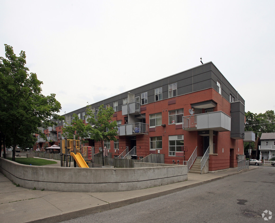 Primary Photo - Perth Avenue Apartments